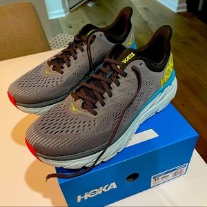Hoka Clifton 7 Mens size 11